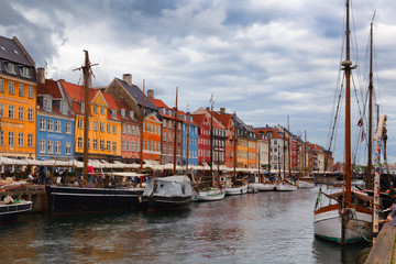 Fototapeta na wymiar Nyhavn or New Harbour, Copenhagen, Denmark