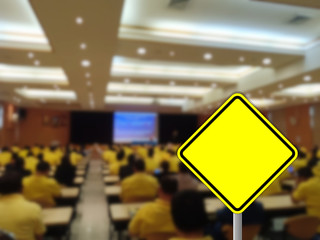 Meeting blurred pictures And there is a warning sign on the front