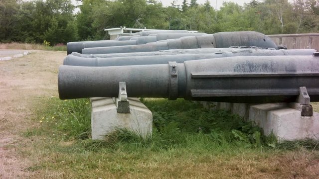 York redoubt guns, old WWII defense station