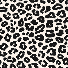 Leopard print pattern. Black and white vector seamless background. Animal skin texture of jaguar, leopard, cheetah, panther, leopard. Monochrome repeat design for textile, fabric, prints, wallpapers