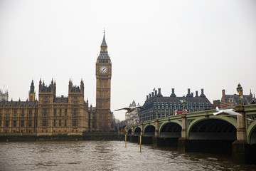 Fototapeta na wymiar Cloudy London