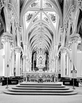 Basilica Of The Sacred Heart Church, Notre Dame, Indiana