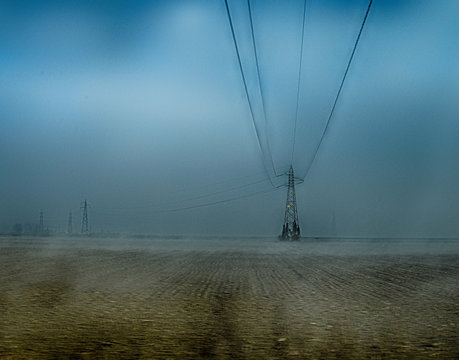 Pali nella nebbia