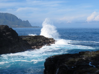 Obraz premium sea, ocean, coast, waves, water, beach, rock, wave, landscape, blue, rocks, nature, sky, coastline, surf, cliff, storm, california, cliffs, shore, sand, stone, crashing, island