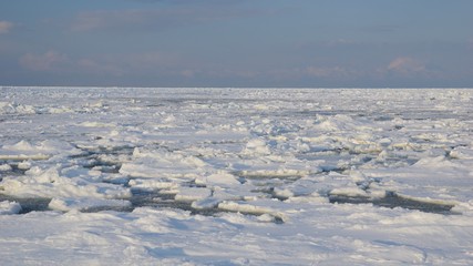 Fototapeta na wymiar Drift Ice, Hokkaido's winter attraction, Hokkaido in Japan　冬の風物詩流氷北海道