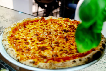 Pizza Margherita Italiener Italienisch Restaurant Food