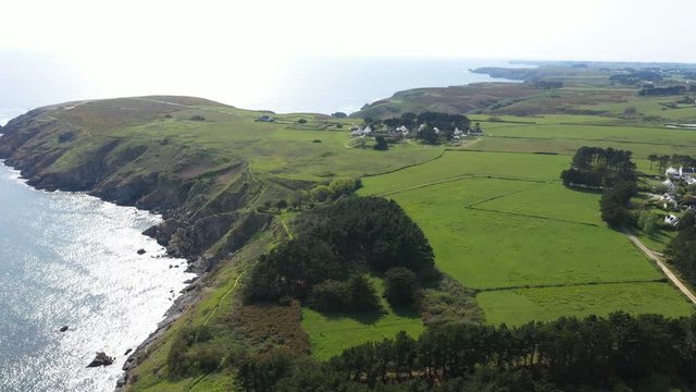 Le Village de Sauzon vu par drone, Belle Ile en Mer, France