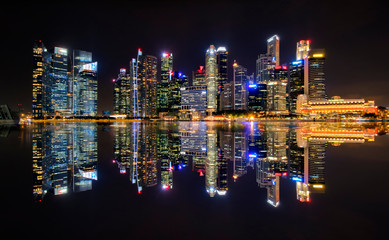 Fototapeta na wymiar Singapore city and Marina Bay at NIght