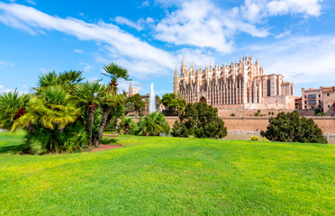 Cathedral of Santa Maria of Palma (La Seu), Palma de Mallorca, Spain © Mistervlad