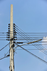 Electricity pole