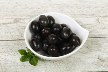Black olives in the bowl