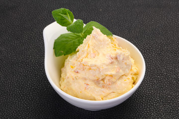 Curd with dry apricot