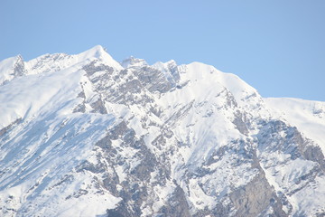 Fototapeta na wymiar mountains with snow in himalayas