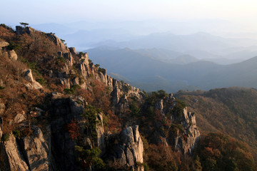 Fototapeta premium Autumn scenery of mt. daedun