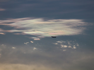 彩雲と飛行機