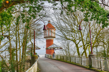 Brücke und historischer Wasserturm in Lingen