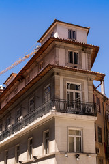 Fototapeta na wymiar Building on the corner, Porto, Portugal