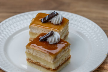 caramel cake