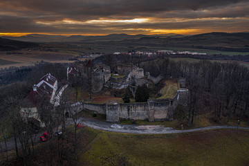 Klenova castle is a large castle located in southwest Bohemia near the town of Klatovy. Only ruins...