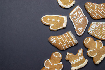 Christmas candy. Christmas frame with gingerbread cookies. Merry Christmas greeting card, banner. Winter holiday xmas theme. Happy New Year. Space for text