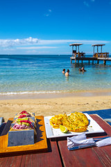 Roatan, Honduras »; January 2020: Eating at West End Beach on Roatan Island