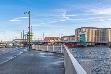 Fototapeta na wymiar Knippelsbro drawbridge across the inner harbour of Copenhagen