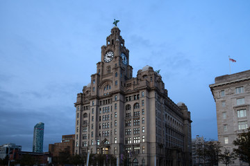 Fototapeta na wymiar Royal Liver Building, Liverpool, UK