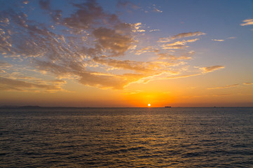 日の出と朝の海と空DSC5969