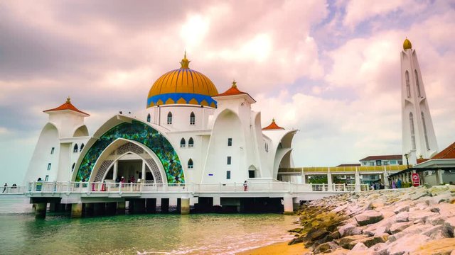 Timelapse of the Malacca Straits Mosque, Malaysia