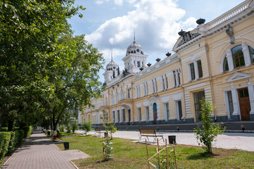 Fototapeta premium Russia, Blagoveshchensk, July 2019: Summer. Amur regional children's library in the center of Blagoveshchensk