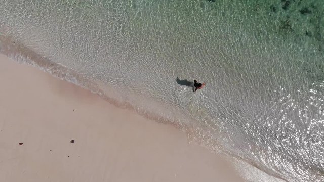 Panama in February drone shoots Contadora Island beautiful shoots of this island lost in the middle of the sea.
empty island, paradise, no tourists