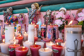 candles lighting altar of the child jesus