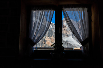 Dentro al rifugio