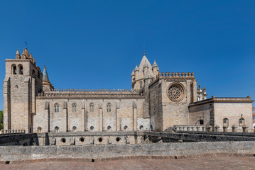Fototapeta na wymiar Panoramic of the Cathedral Basilica of Our Lady of the Assumption of Evora. Portugal