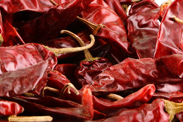 dried red hot chili peppers