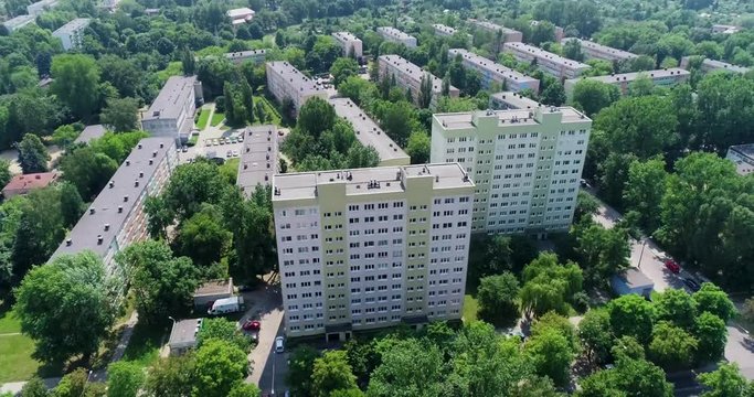 Bloki mieszkalne w centrum miasta z lotu ptaka