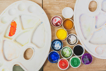 supplies for the drawing lesson are on the table