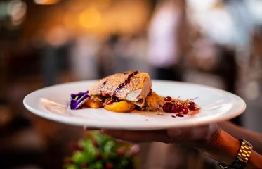 Keuken spatwand met foto delicious peking duck in a restaurant, food in the restaurant © Эдуард Таций