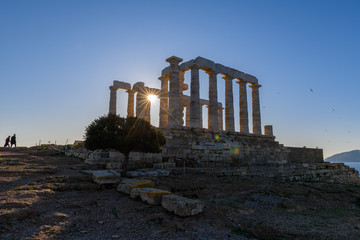 Obraz premium Ruins of ancient Temple of Poseidon at Cape Sounion in Attica, Greece