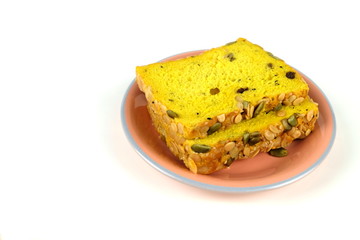 Trending food, whole wheat pumpkin bread In a beautiful yellow dish Can eat at every meal Full stomach, not fat, good health