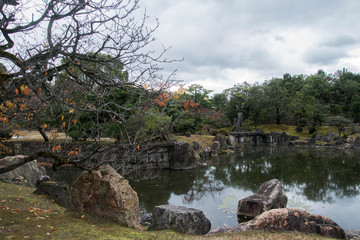 Fototapeta na wymiar Beautiful Japanese garden inside Nijo Castle in Kyoto
