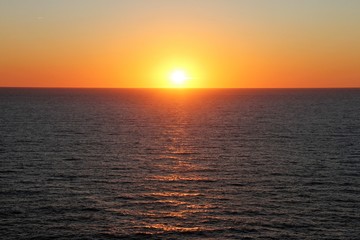 Obraz premium sunset over the sea