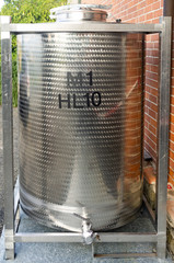 Stainless steel barrel, used for the fermentation of wine must.