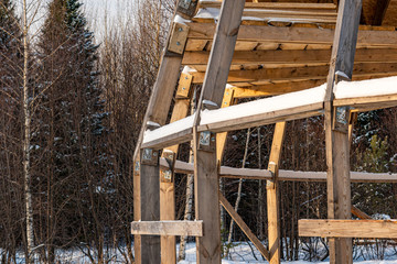 Elements and components of the construction of a hemispherical house