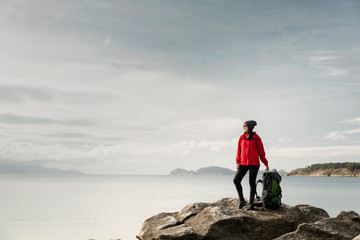 Fototapeta premium Woman exploring the coast
