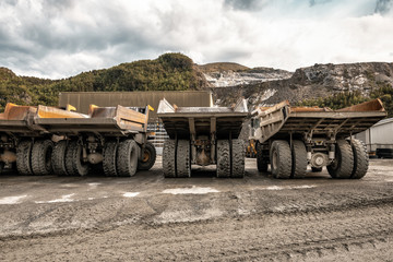 Obraz premium large quarry dump trucks