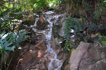 Kleiner Wasserfall