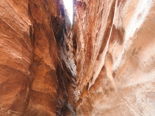 ペトラ遺跡の入り口の通路