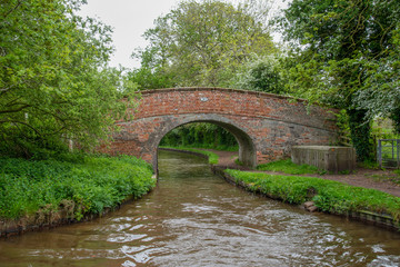 Fototapeta na wymiar Danson´s Farm bridge No 30 over the Llangollen Canal in Shropshire, UK