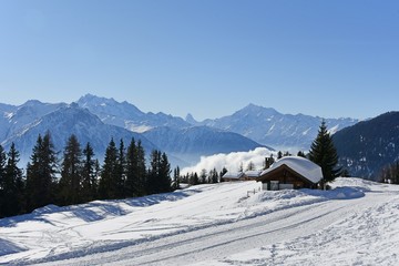 Fototapeta na wymiar winter in the mountains, Switzerland 